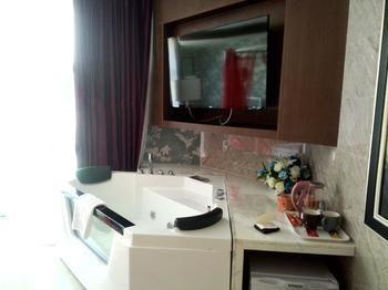 Zhengzhou Goodnight Hotel Jicheng  エクステリア 写真